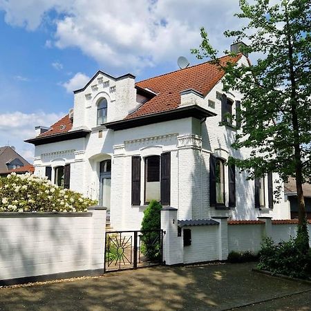 Historische Villa Mit Garten, Luxus Мербуш Экстерьер фото